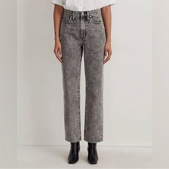 Madewell Denim - Madewell Straight Leg Jeans in Gray Wash